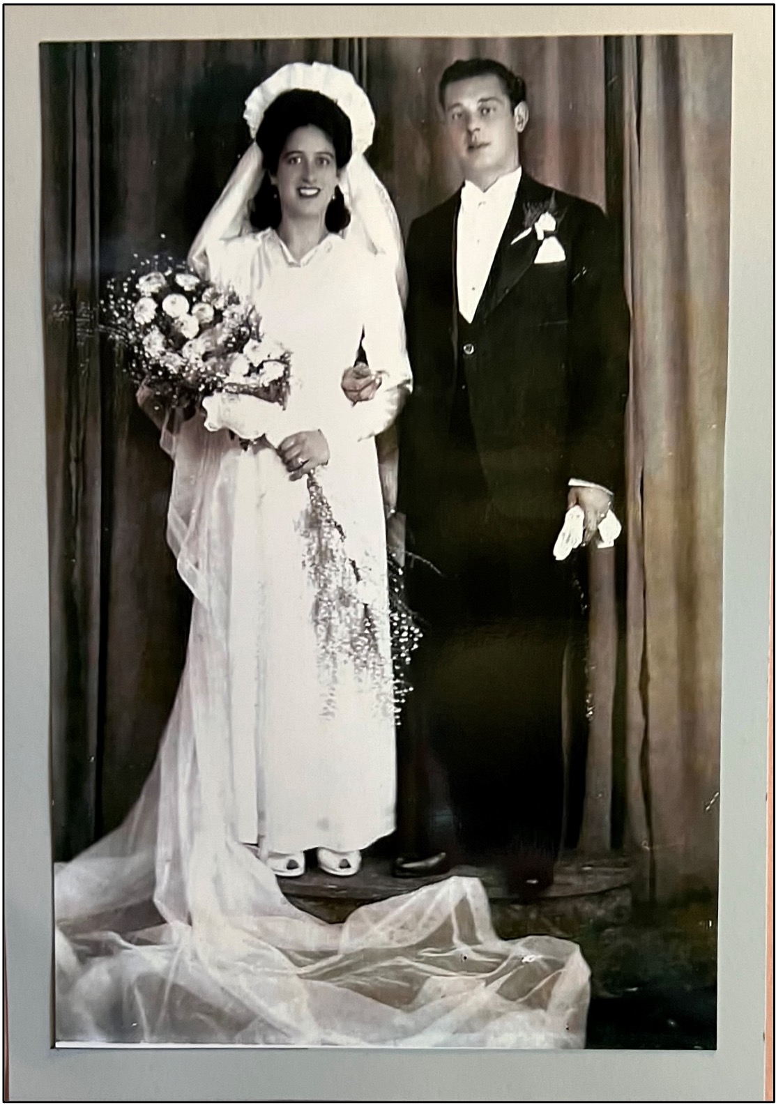 1945 wedding dress made from parachute silk fabric