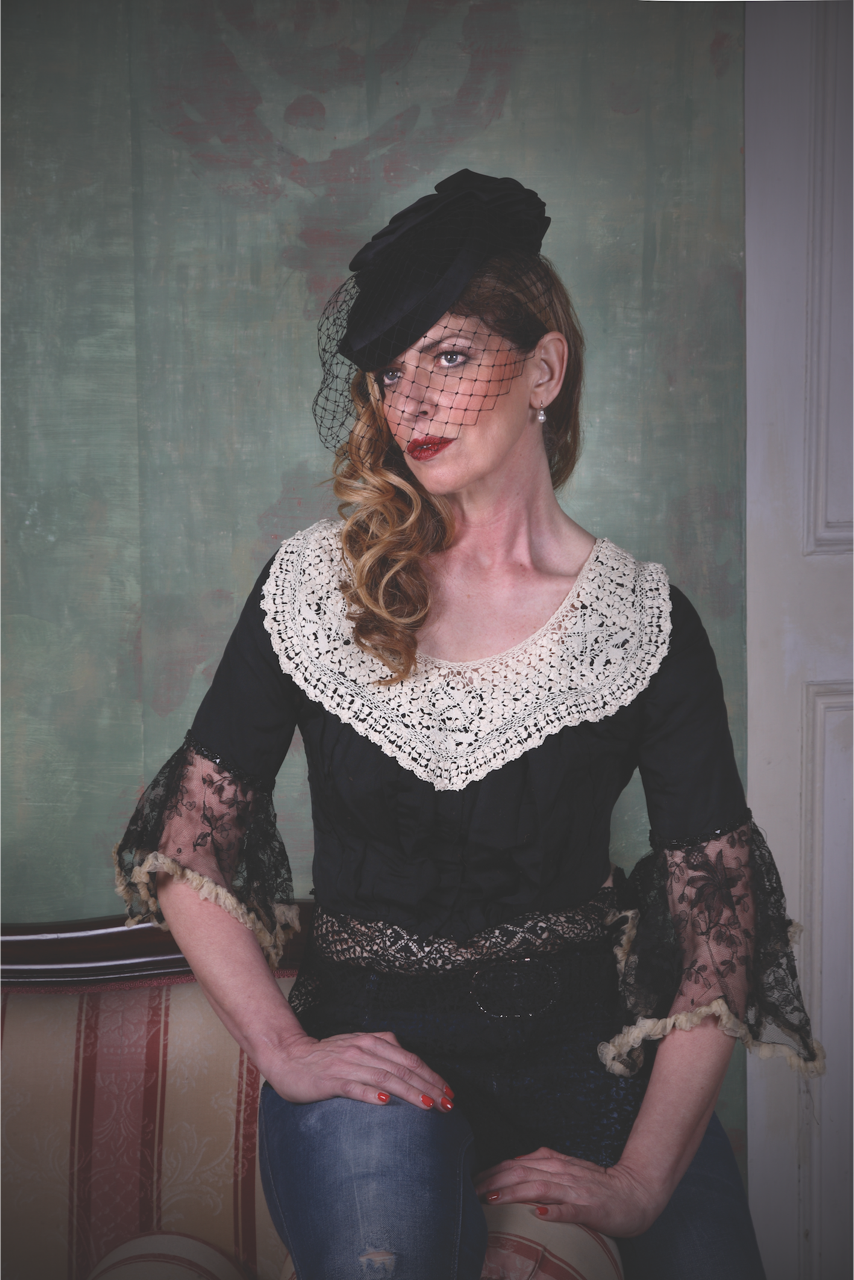 Artist Madline Gera in Ladies of Malta in Extravagant & Spectacular Lace, 2013, photo Patrick J. Fenech_0492